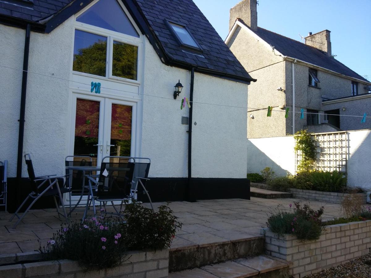 The Old School Caeathro, Snowdon, Eryri And Yr Wydffa Cottages Caernarfon Exteriér fotografie