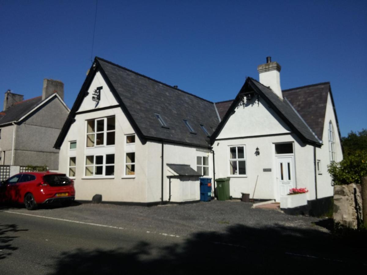 The Old School Caeathro, Snowdon, Eryri And Yr Wydffa Cottages Caernarfon Exteriér fotografie